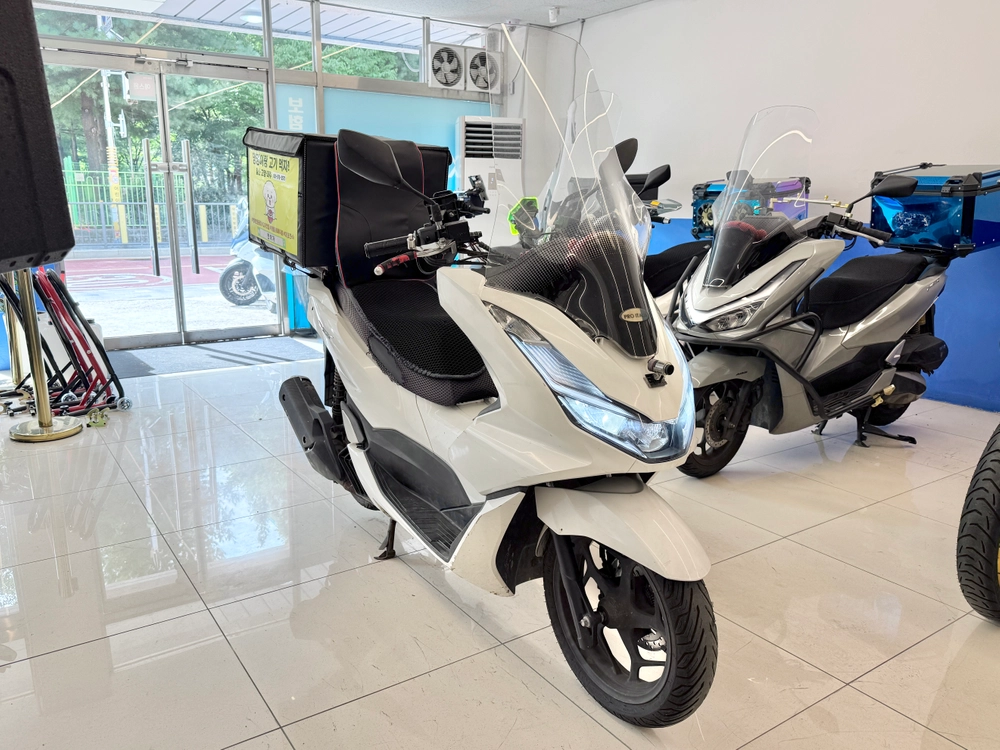 21년식 PCX125 / 46,XXXkm / 차량판매합니다 이미지