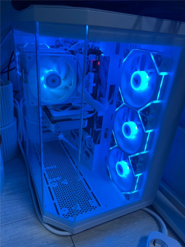 AMD 라이젠5 7500F, RTX 4060Ti, G.SKILL 튜닝램 32GB 조립컴 판매합니다. 이미지