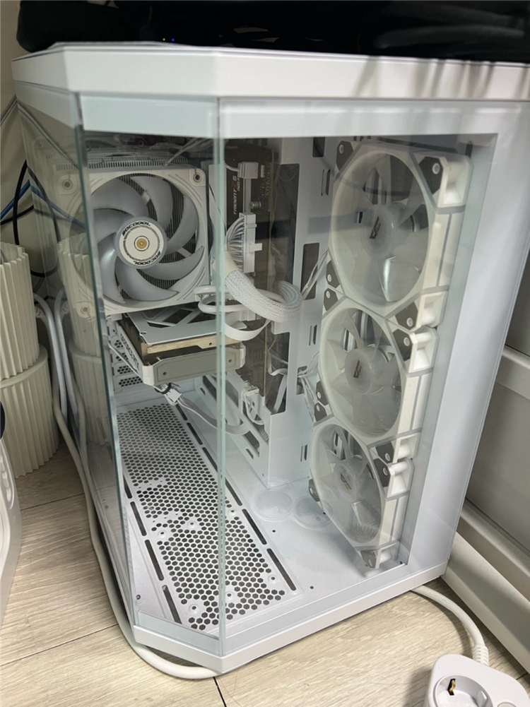 AMD 라이젠5 7500F, RTX 4060Ti, G.SKILL 튜닝램 32GB 조립컴 판매합니다. 이미지