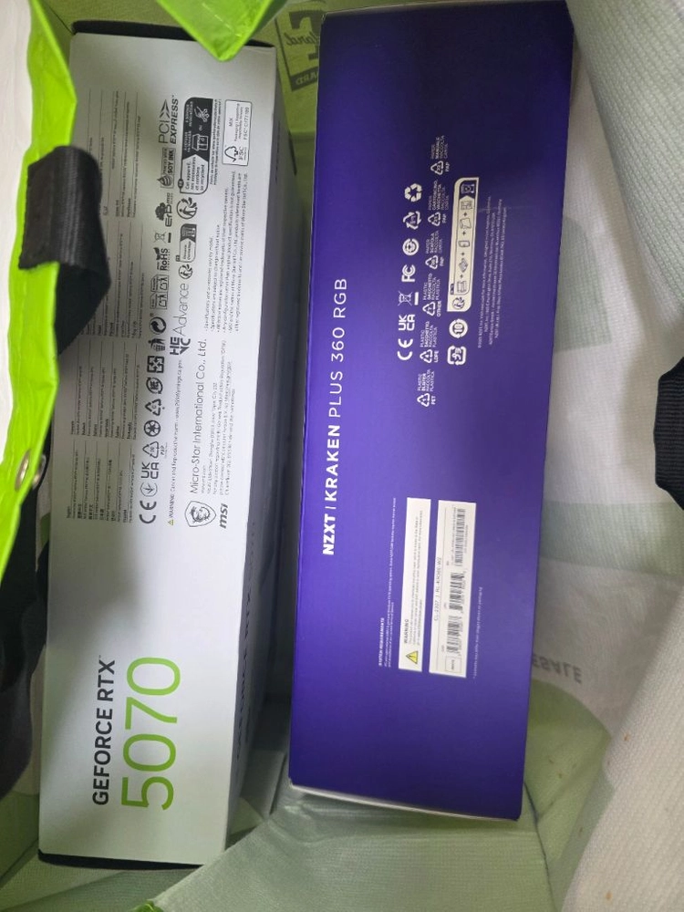 NZXT 크라켄 360 플러스 수냉쿨러 이미지