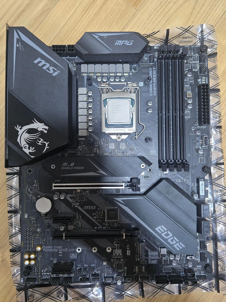 i7-10700F + msi z490 gaming edge wifi 일괄판매 이미지