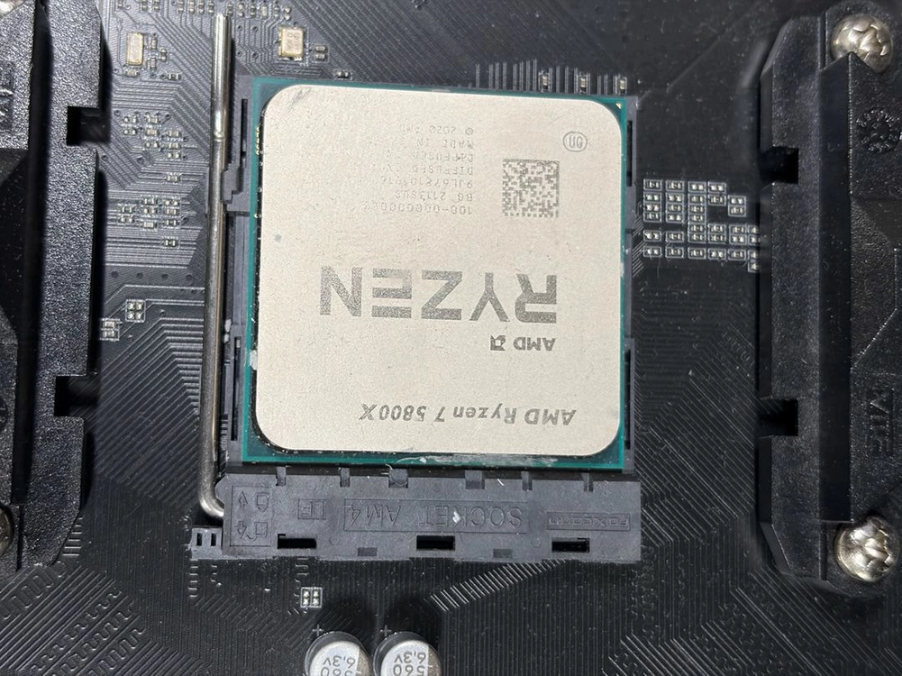 라이젠 5800X + 기가바이트 X570 보드셋 이미지
