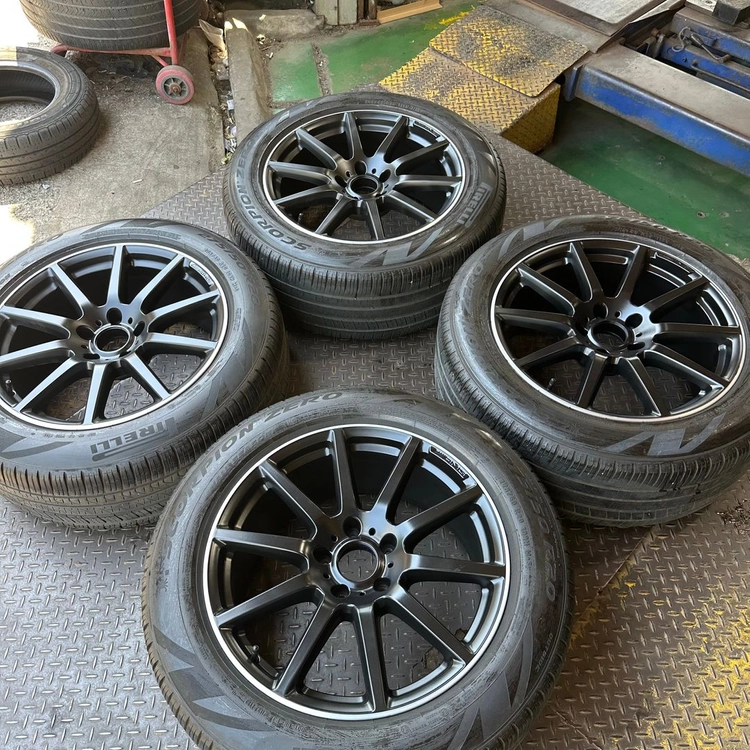 20인치 벤츠 G바겐 G63 AMG 무광블랙림폴리쉬 중고휠타이어 1대분 이미지