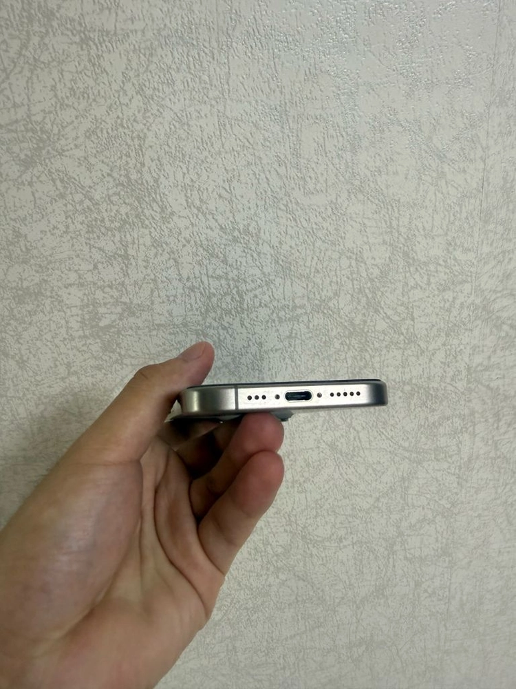 아이폰 15 프로 내추럴 티타늄 128GB 이미지