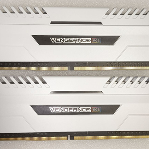 Corsair Vengeance DDR4 16GB 이미지