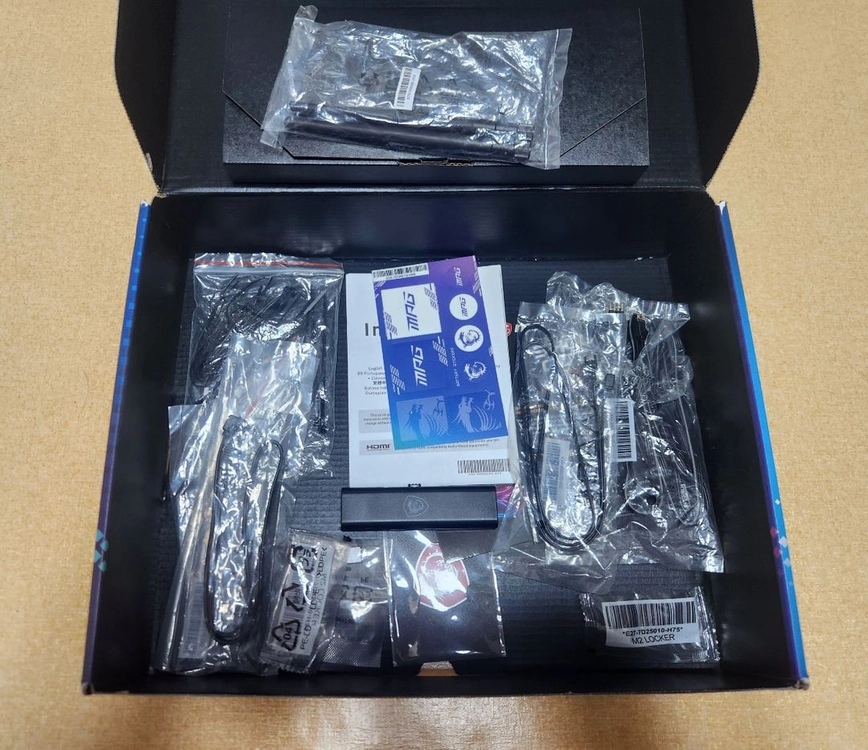 MSI Z690 EDGE WIFI D5 이미지