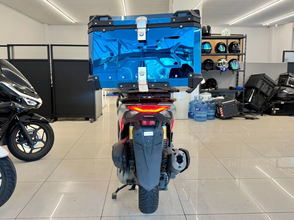 25년식 PCX125 / 44,XXXkm / 배달세팅완료 차량 판매합니다 이미지