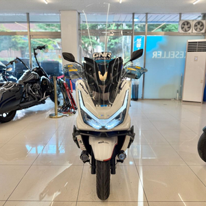 25년식 PCX125 / 41,XXXkm / 배달세팅완료 차량 판매합니다 이미지