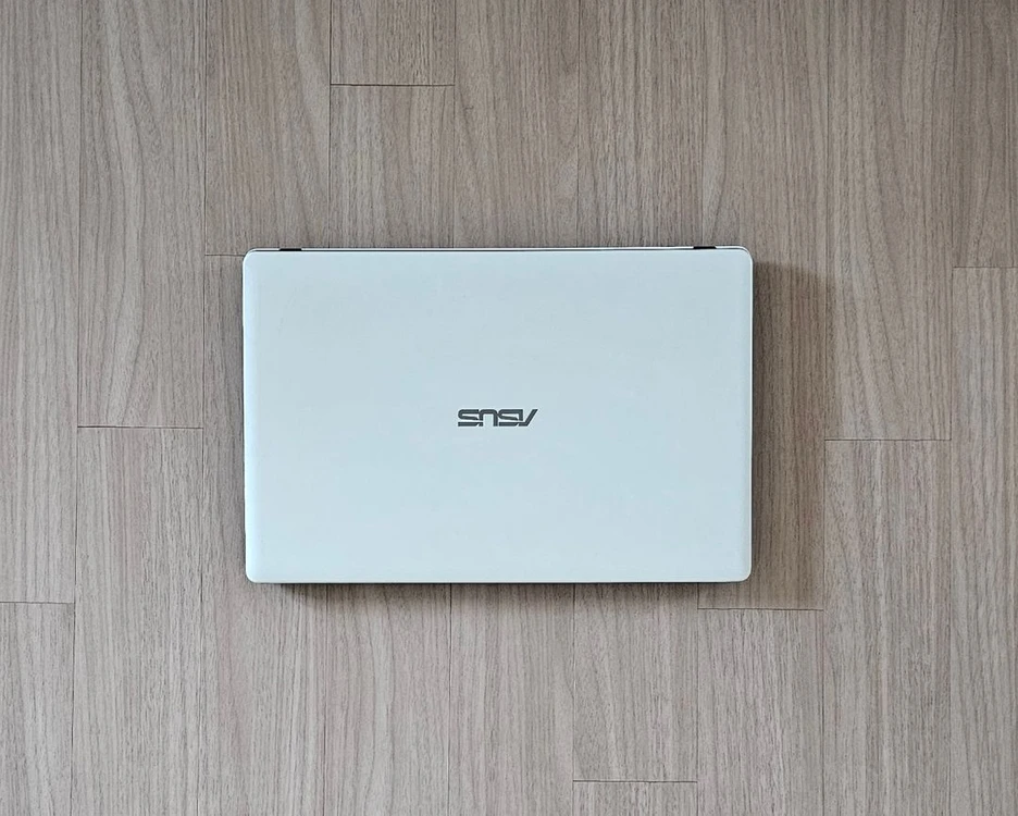 (정품) (ASUS) 아수스 노트북 + 기타용품들 / 윈도우 11 - 안심되는 중고거래