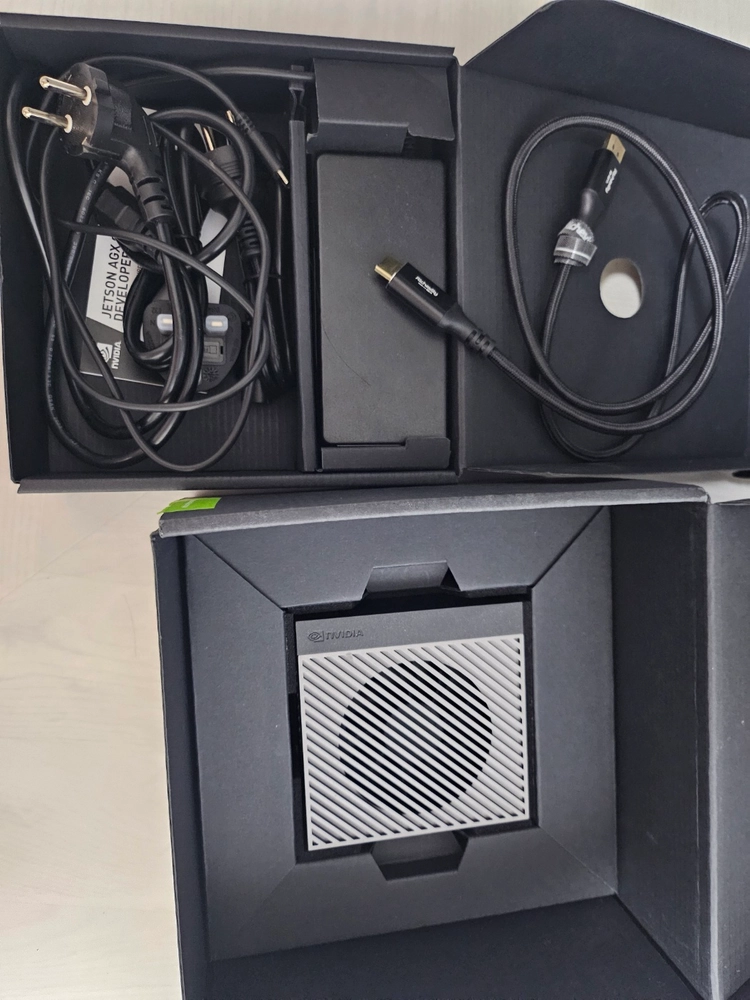 엔비디아 엣지디바이스 Jetson AGX orin 64gb 이미지