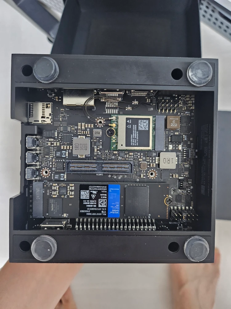 엔비디아 엣지디바이스 Jetson AGX orin 64gb 이미지