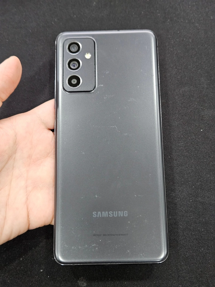 갤럭시 퀀텀2 128GB 가성비 - 안심되는 중고거래