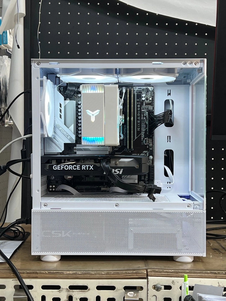 I5 14400F RTX5050 8GB 자녀 게임용 가성비 컴퓨터 데스크탑 이미지