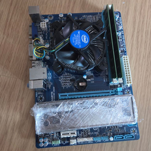 기가바이트 H61M-DS2V 메인보드 +i3-2120 CPU + RAM 이미지