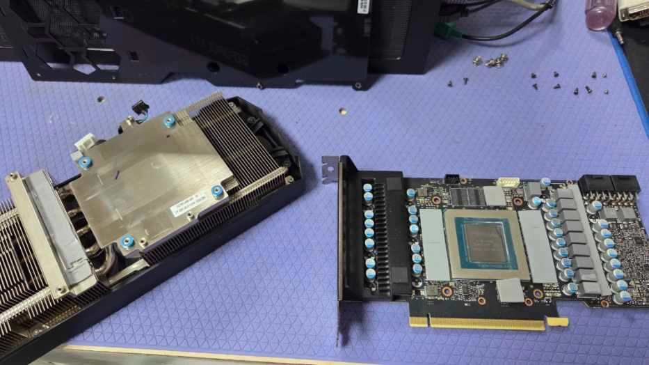 [직거래] 갤럭시 GALAX 지포스 RTX 3080 SG 10GB (서멀 재도포 완료 / OCCT 과부하 테스트 통 이미지