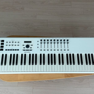 Arturia KeyLab 88 MK2 건반 컨트롤러 이미지