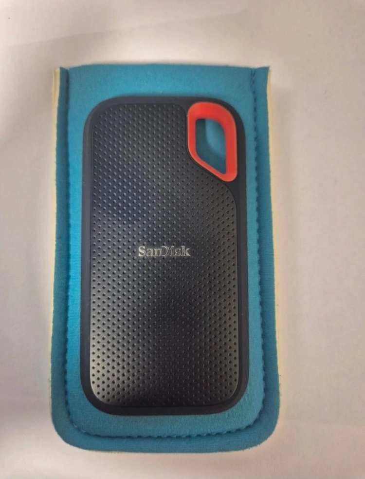 Sandisk Extreme Portable SSD E61 (2TB) 이미지
