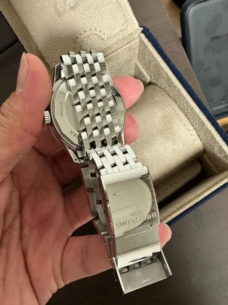 브라이틀링 네비타이머 38mm 시계 이미지