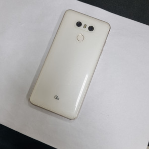 LG G6 64GB 화이트 KT 안드로이드9 기능정상 중고폰 213007 이미지