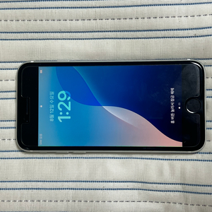 아이폰 se2 128gb 이미지