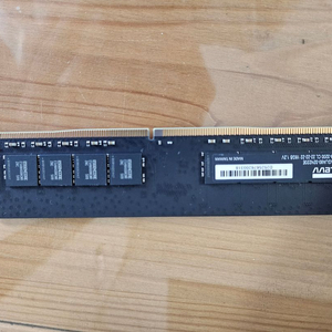 KLEVV DDR4 16GB 3200MHz 데스크탑 램 이미지