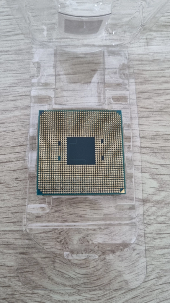 AMD 라이젠 3 3200G CPU 기본쿨러 포함 이미지