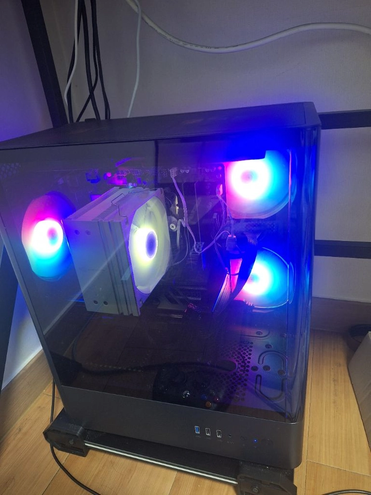 amd 7500f 램32기가 rx9060xt 8gb 본체 컴퓨터 데스크탑 이미지