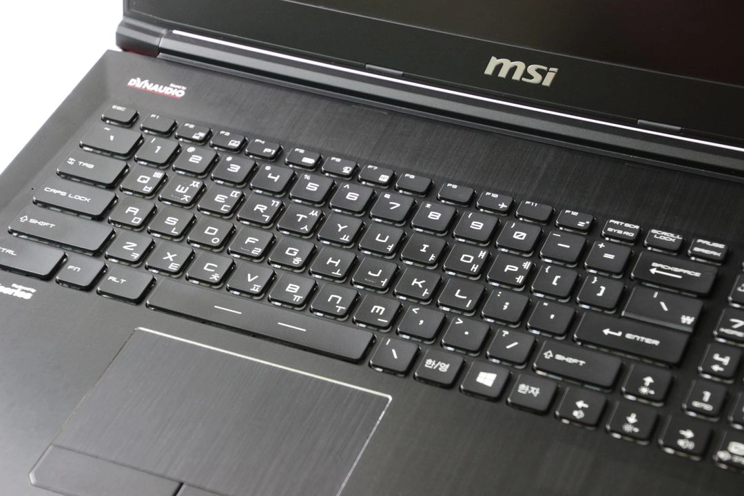 MSI 게이밍 노트북 15.6인치 GTX 970M , i7-4720HQ RAM 10GB 충전기포함 팝니다 이미지