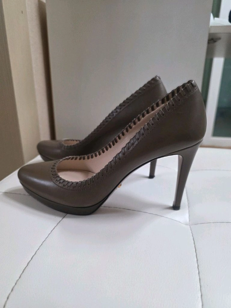 프라다 정품 하이힐 (1회착용 이미지