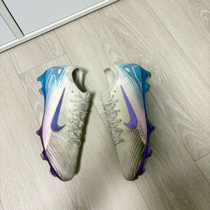 나이키 머큐리얼 베이퍼16 엘리트 270 축구화 이미지