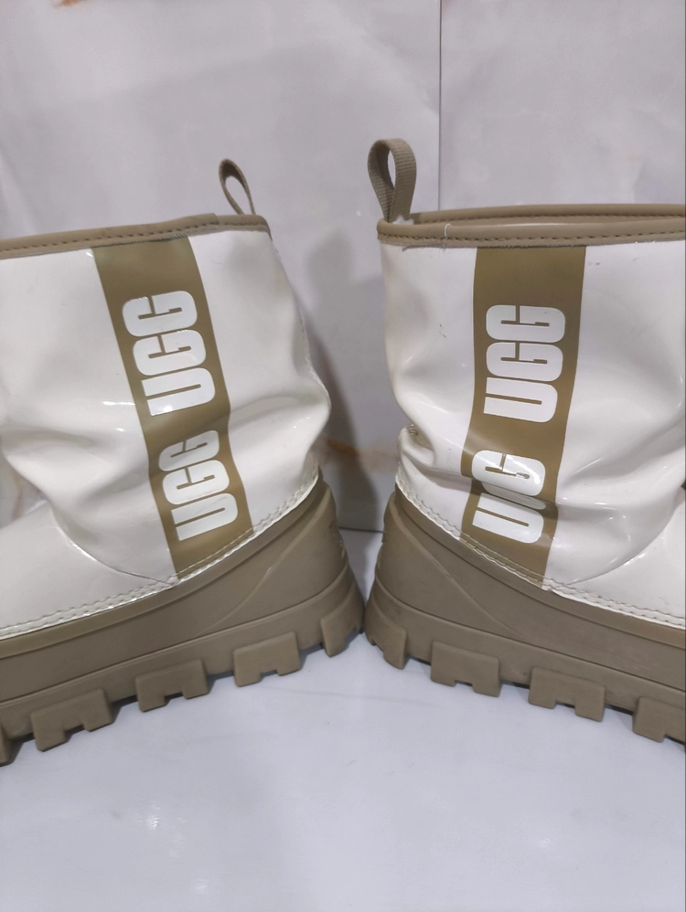 230mm 어그 브렐라 부츠 이미지