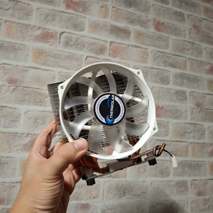 써모랩 트리니티 White LED CPU쿨러 AMD 이미지
