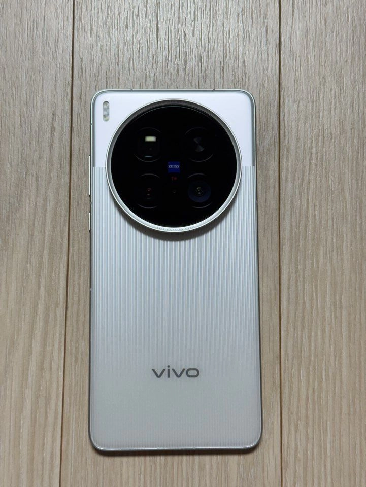 비보X200 울트라 512G 16G 카메라키트 팝니다 - 안심되는 중고거래
