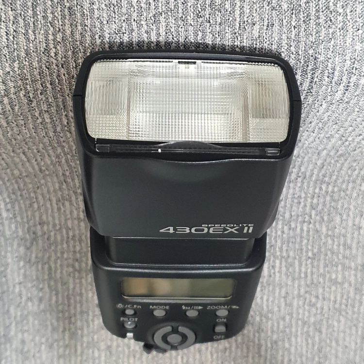 캐논 스피드라이트 430EX II 플래시 이미지