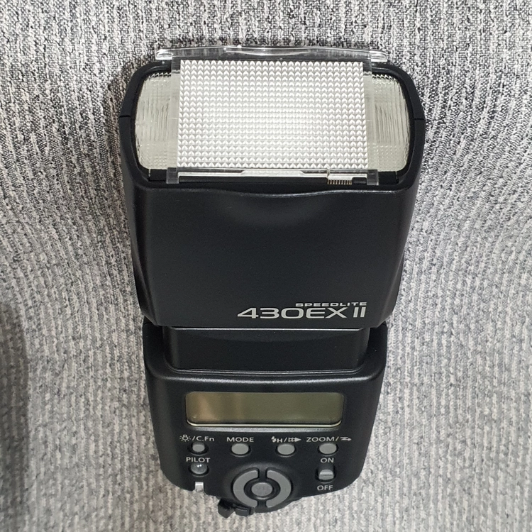 캐논 스피드라이트 430EX II 플래시 이미지