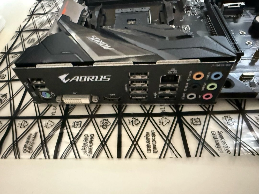 기가바이트 B450 AORUS ELITE 메인보드 어로스 엘리트 이미지
