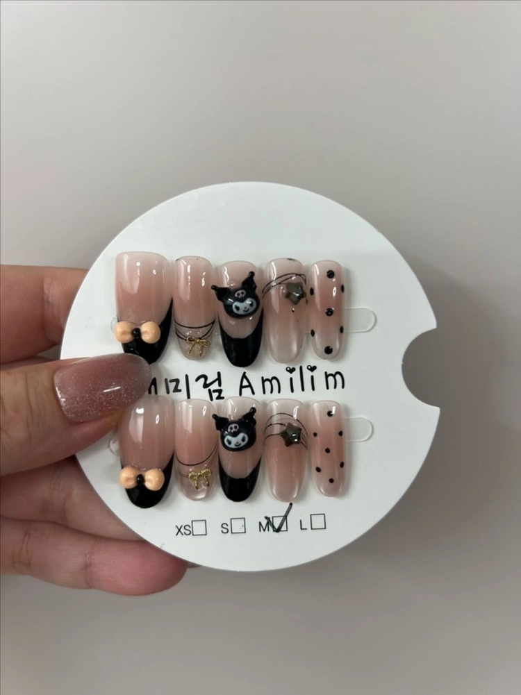 캐릭터 네일팁 판매 이미지