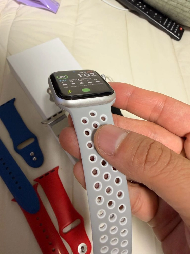 새상품급 애플워치 se2 44mm 실버 이미지