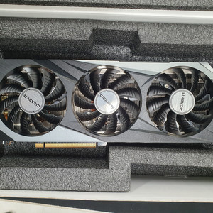 컴퓨터 그래픽카드 GIGABYTE RTX3070 GAMING OC 8GB 이미지