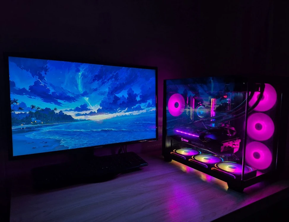 고사양 게이밍 PC 판매합니다. i7-10700KF / RTX 3070 Z Trio / Z590 APEX 이미지