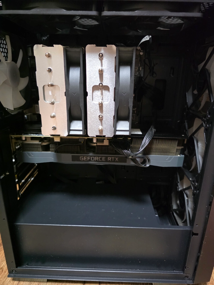 9600x 32g 2tb 3070ti 완본체팝니다 이미지
