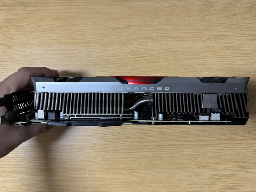 컬러풀 iGame RTX 3080 Advanced OC 10G 판매합니다 이미지