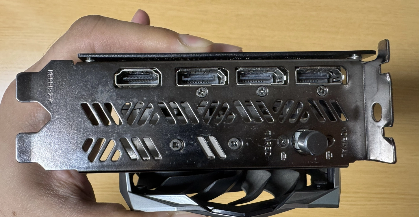 컬러풀 iGame RTX 3080 Advanced OC 10G 판매합니다 이미지