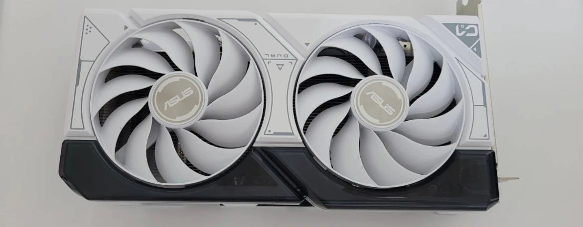 아수스 RTX 4060 풀박스 판매합니다. - 안심되는 중고거래