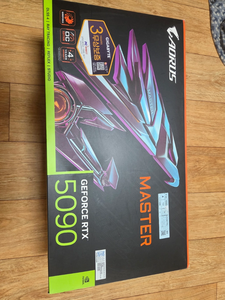 기가바이트 어로스 마스터 RTX 5090 그래픽카드 - 안심되는 중고거래