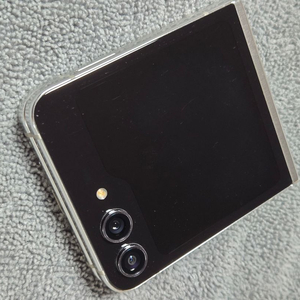 갤럭시 Z플립5 512GB 크림 자급제 이미지