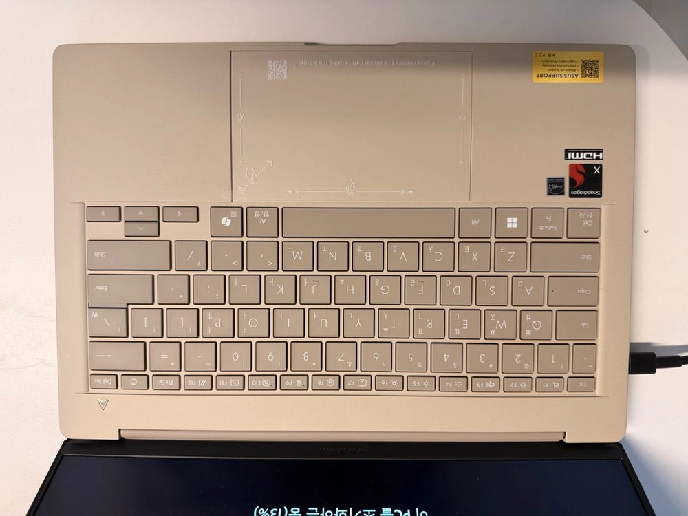 ASUS 젠북 UX3407Q 베이지 14인치 노트북 이미지