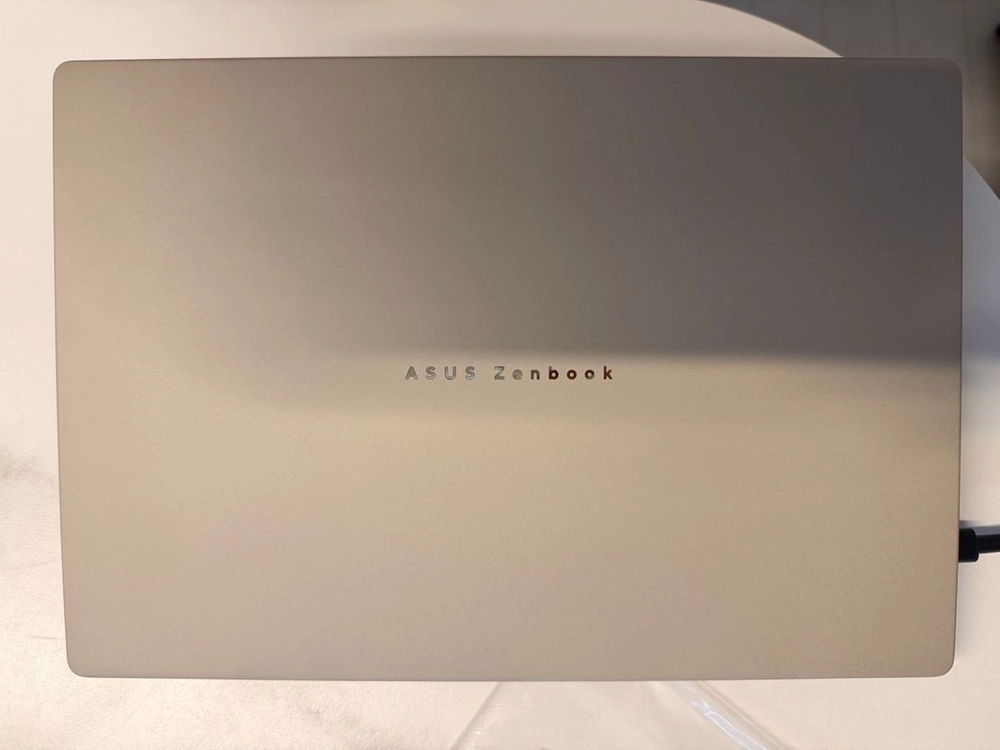 ASUS 젠북 UX3407Q 베이지 14인치 노트북 이미지