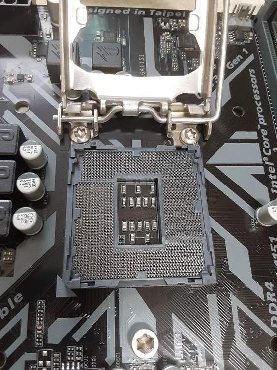 인텔 g5420, 기가바이트 h310m 메인보드 팝니다 이미지