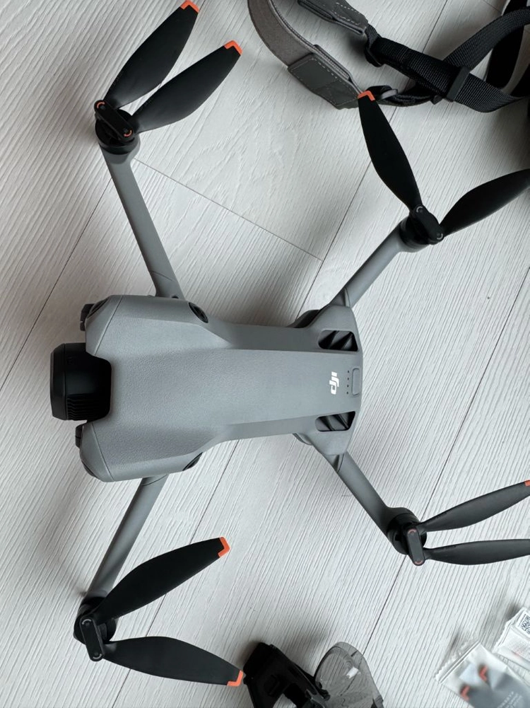 DJI Mini 5 Pro 플라이 모어 콤보 플러스 드론 + RC 2 세트(보험 28.02.12) 이미지
